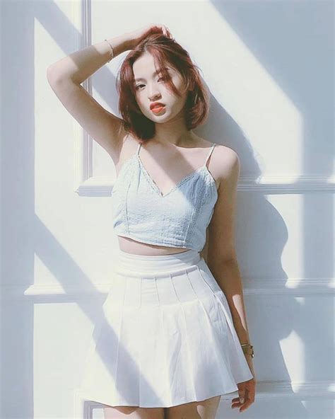 Trước tình hình dịch bệnh kéo dài, bạn có thể học làm kem xoài đơn giản với sữa tươi và đường giúp giải nhiệt ngày nắng nóng. Dân mạng đào mộ ảnh mặt mộc của hot girl "Trứng rán cần mỡ ...