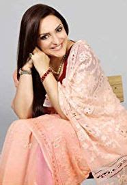 আর এহেন পুষ্পাকে পর্দায় জীবন্ত করে তুলেছিলেন অভিনেত্রী বনিতা খারাত (vanita kharat)। নেটদুনিয়ার ভাইরাল হয়েছিল ছবির সেই দৃশ্য। এবার নগ্ন হয়ে ক্যামেরার সামনে পোজ দিয়ে ভারচুয়াল জগৎ তোলপাড় করলেন শাহিদের. Comparison of Kabir Singh and Arjun Reddy