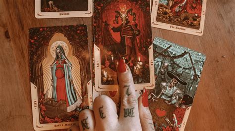 Keeping up with the guys that keep texting you after they have expressed interested in you. Evergreen College paying $53k to glorified tarot reader at ...