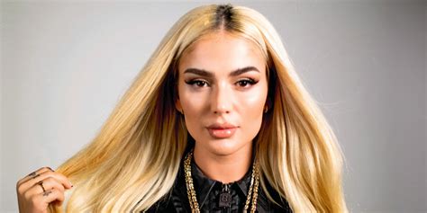Скачивай и слушай loredana bertè messaggio dalla luna liberté 2018 на zvooq.online! Loredana tregon cila ishte fjala e parë që tha Hana ...