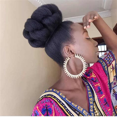 Lastly, to give a final touch you can use some hair gel to style your hair. Unique Packing Gel Styles For Afro Bun : How To High Bun ...