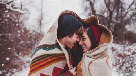 See more ideas about romantic hug, romantic, cute couple art. Romantic Couple Hug Wallpaper 27573 - Baltana
