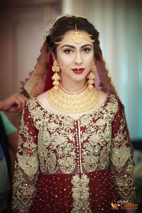 Pakistan is a net importer of gold, hence, a rise in international markets translates into an increase in prices in the domestic market. Latest Bridal Jewelry in Pakistan - Wedding Pakistani