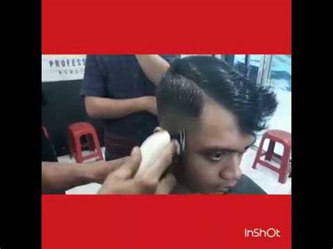 Dan salah satu yang selalu dijaga penampilannya oleh pria adalah model potongan rambutnya. Kursus potong rambut pria - YouTube