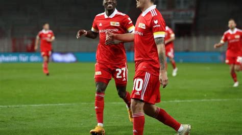 Rose to meet dortmund as rivals eye cup chance in bayern absence. Union Berlin - SC Paderborn live im Free-TV & Gratis ...