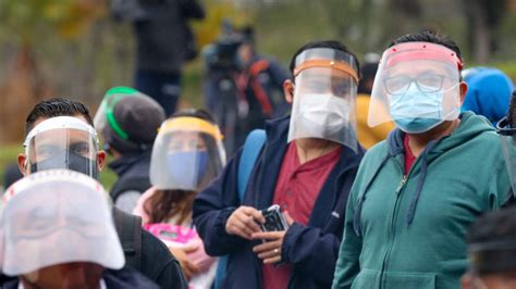 Gobierno anuncia cuarentena obligatoria por 15. Gobierno de Perú ordena cuarentena a los que ingresen al país