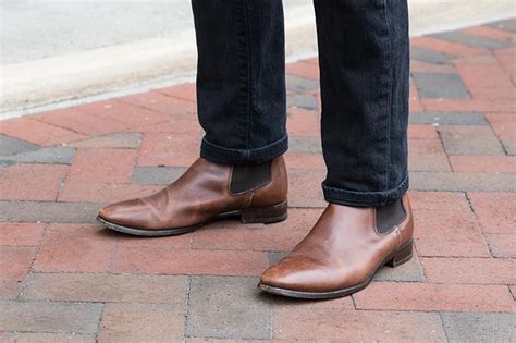 Chelsea boots zijn de perfecte enkellaarsjes! Non-Suede Chelsea Boots - Dappered Threads