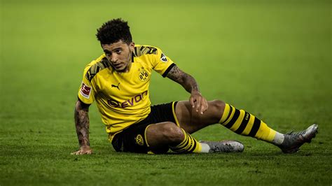 Jadon sancho beim torjubel nach einem treffer gegen rb leipzig. BVB angeblich für Wechsel von Jadon Sancho bereit ...