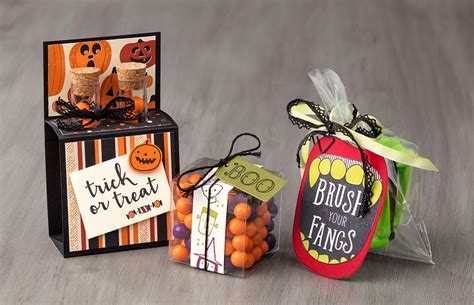 Government services in northern ireland operate as normal on good friday, substituting easter tuesday for the holiday. Michele's Craft Corner : Halloween Treats - Creep It Real