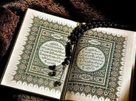 Bacaan qalqalah (memantul) ini terdapat pada kalimat: Bacaan Surat Al Kafirun dan Cara Mengajarkan Alquran untuk ...