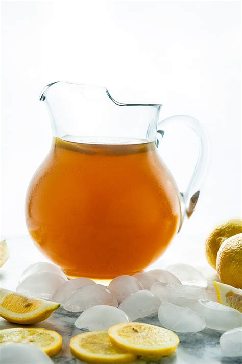 Did you know sweet tea actually tastes better when made from herbal tea, as opposed to classic southern sweet tea, made with black tea? How to Make Homemade Iced Tea - Seasoned Sprinkles