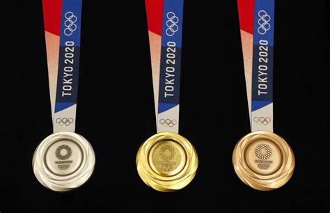 Io tokio 2020 siatkówka polska grupa na igrzyskach. Tokio 2020. Zaprezentowano medale igrzysk olimpijskich ...