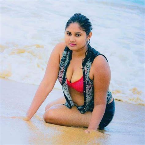 Gayathri dias won the miss photogenic title in miss sri lanka 1992. Sl girl new - YouTube
