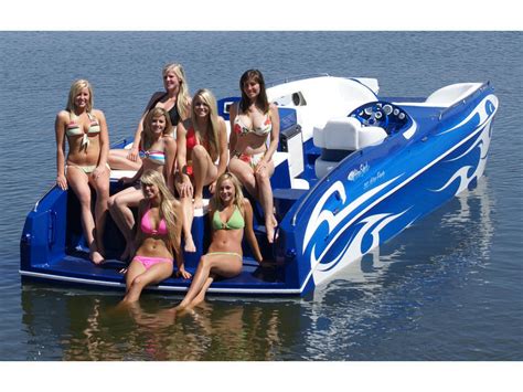 Buy directly from merchants in your area and help your neighborhood community thrive. Carrera Boats 282 Fun Effect Deck powerboat for sale in ...