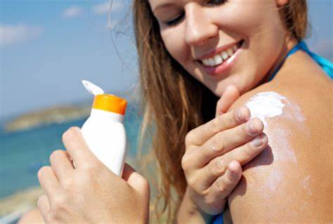 5 regular solutions for safeguard your skin from UV beams and sun harm