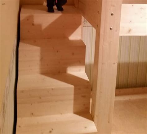 Das hochbett selber bauen am einfachsten ist es, wenn sie ein normal hohes bett höher setzen. Treppe zum Hochbett - Bauanleitung zum Selberbauen - 1-2 ...