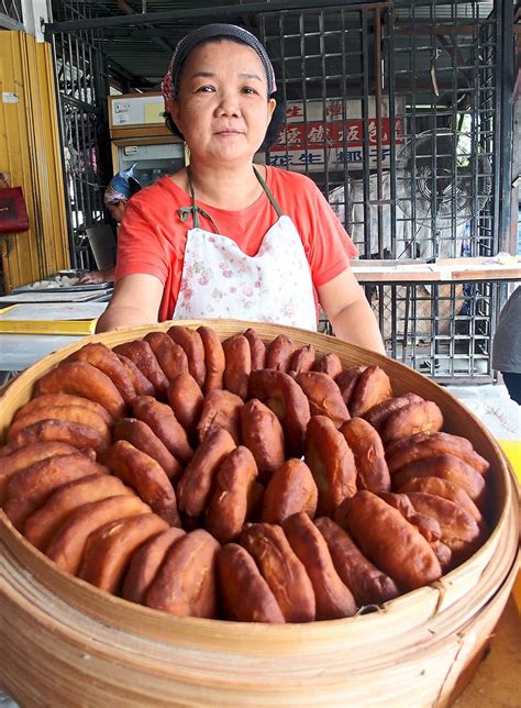 Lyj restaurant and yin her restaurant have good food that you can try at sungai buloh is located in the petaling district and is usually associated with the biggest leprosy settlement centre in the 1930s. Sungai Buloh new village well-known for SMEs and ...