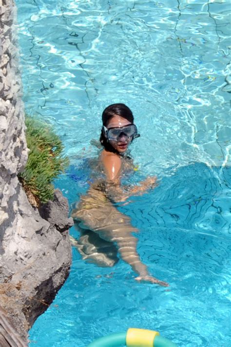 Jessica was literally on vacation in the bay area and agreed to shoot for tsseduction at the last minute. JESSICA ALBA in Bikini on Vacation in Italy - HawtCelebs