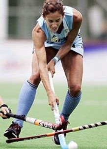 People who liked luciana aymar's feet, also liked Palos de Hockey sobre cesped: Luciana Aymar es la mejor ...