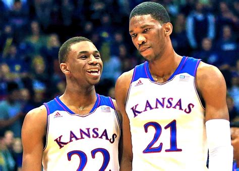 The best gifs are on giphy. Quand Joël Embiid et Andrew Wiggins semaient la terreur ...