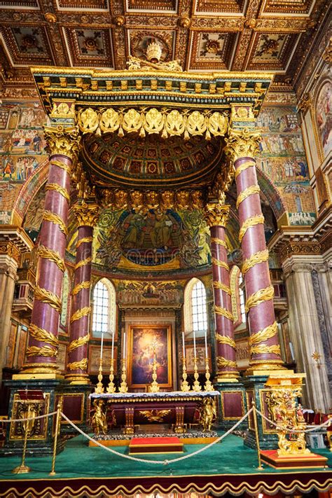 ¿qué significa la palabra untó en el texto? El Interior De La Iglesia De St Ignatius De Loyola Es ...