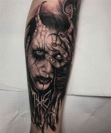 Make mason male name tattoo. Manson Hand Tattoos | Marilyn manson tattoo, Hand tattoos ...