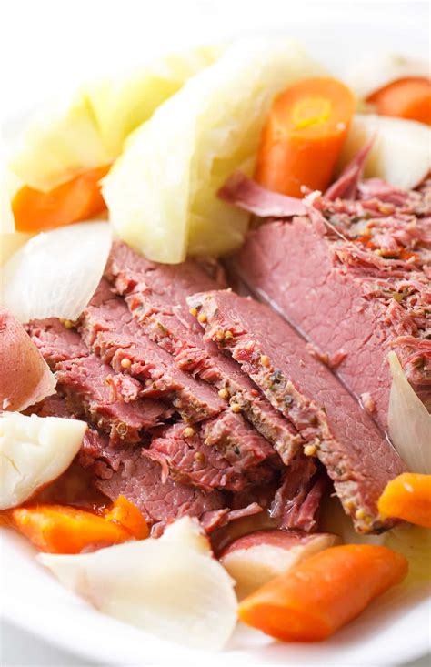 It gives the meat a really distinct flavor that tastes great paired with cabbage, carrots here's a quick rundown for making your instant pot corned beef and cabbage. Hamburger And Cabbage In Instant Pot / Easy Instant Pot ...