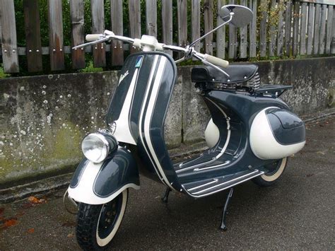 Was kann der flat tracker für die straße? Motorrad Oldtimer kaufen PIAGGIO Vespa VM2T 125 Velos ...