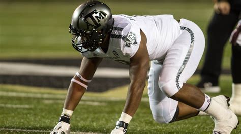He played college basketball for the oklahoma state cowboys. Qualen Cunningham - Football - Texas A&M Athletics - Home ...