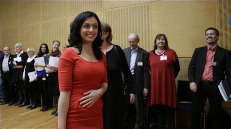 On 21 september 2012 she was appointed minister of culture. Hadia Tajik avlyser hijabdebatten - Politi-hverdagen - VG