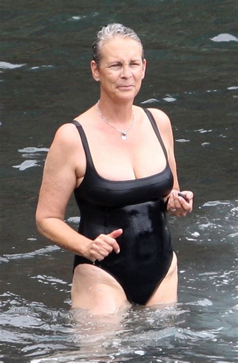 Videos for lexi love big wet butts. Jamie Lee Curtis shows off curves in swimsuit on Hawaii ...