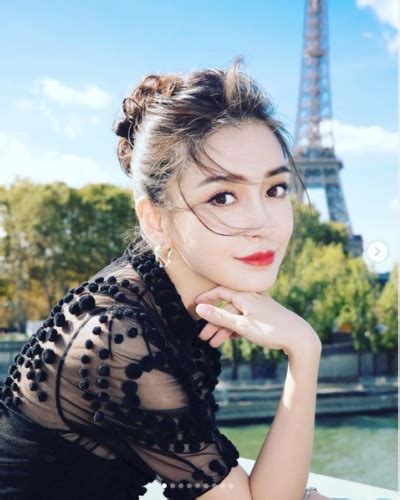She is one of the new four dan actresses. The news of divorce rocks the marriage of Hong Kong-based ...