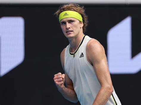 Alexander zverev startet mit mühe in die australian open, erreicht aber doch runde zwei. Alexander Zverev Australian Open 2021 Outfit