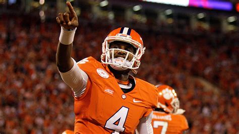 New national champion and clemson qb deshaun watson @deshaunwatson4 thanks his church @freechapel and pastor @jentezen for their ongoing support! Deshaun Watson Clemson Stats / Deshaun Watson Height ...