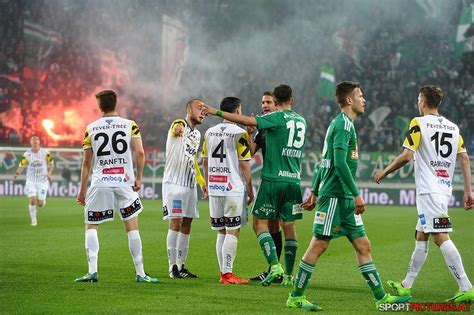 Please try using a different browser. Rapid Wien - LASK 26.04.2017 - Sportpictures.at