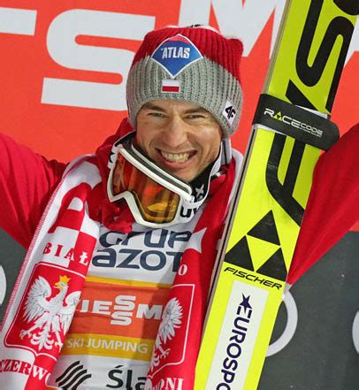 Der sturz von norwegens daniel andre tande überschattet das sportliche geschehen beim skifliegen. Skispringen Berkutschi.com - Nächster Heimsieg für Kamil ...