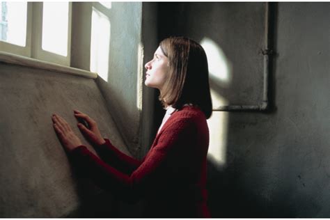 Video film alzhir restored memory. Sophie Scholl-The Final Days :: Zeitgeist Films