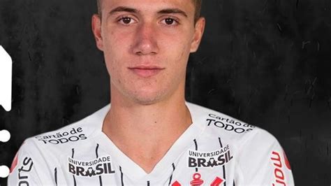 If you have something to teach others post here. Lucas Piton estreia no Corinthians com assistência e relembra avô falecido