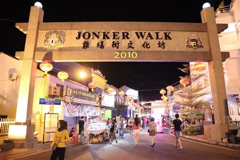 Sini tempat popular cendol kampung hulu. 4 Tempat Menarik Di Melaka Pada Waktu Malam - Malaysia ...