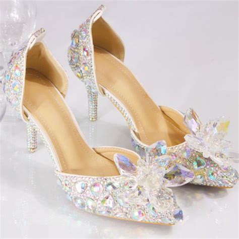 In vielen farben erhältlich, wie z.b. Fabelhaft Bling Bling Weiß 8 cm Roter Teppich Hochzeit ...