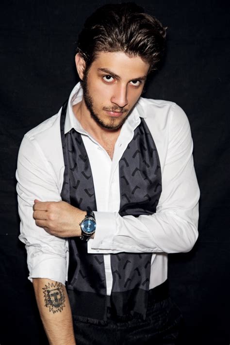 Roobertchay domingues da rocha filho (born 30 june 1992), known professionally as chay suede, is a brazilian actor, singer and songwriter. Chay Suede, o homem do ano na categoria Estilo - GQ | Men ...