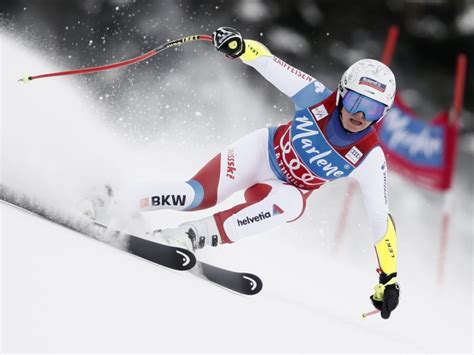 Discover more from the olympic channel, including video highlights, replays, news and facts about olympic athlete corinne suter. Corinne Suter in La Thuile auf dem Podest | Ski Alpin | Swiss Ski