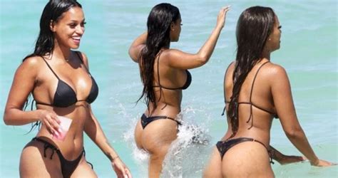 Han har även spelat i det italienska landslaget. Mario balotelli's ex fanny neguesha soaks up ☀ on beach ...