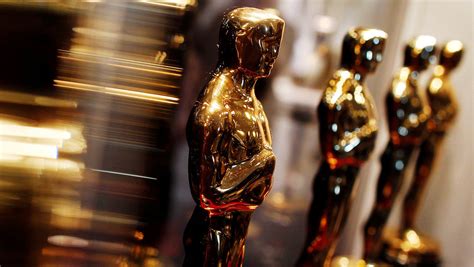 La gala de los oscars 2021, que se celebrará el próximo 25 de abril, dará a conocer quiénes son los ganadores de este año. Posponen la ceremonia de los Premios Óscar del 2021 debido ...