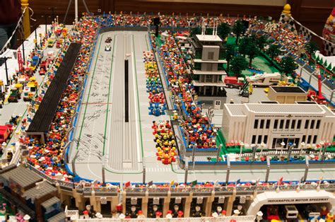 This game has unused areas. Amazing LEGO creations from Brickworld 2010 - TechRepublic