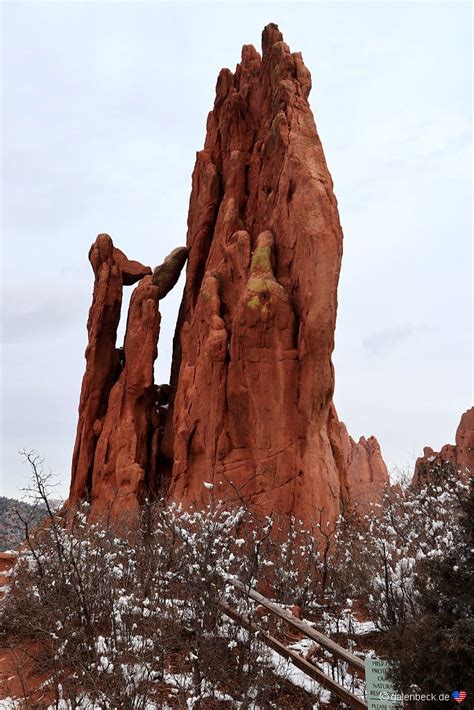 The overlook is located outside the park. Garden of the Gods
