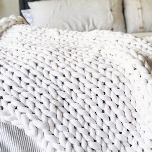 This is our buffy comforter review in which we discuss the cloud and breeze comforters. Jersey Blanket Kits | Fluffy blankets, Blanket, Cute room ...