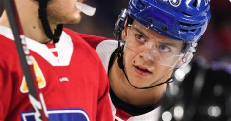 De retour en ligue finlandaise en attendant la reprise des activités dans la lnh, jesperi kotkaniemi reconnait que c'est un défi de se réajuster au hockey européen. Hockey30 | Jesperi Kotkaniemi s'entraîne comme un MALADE ...