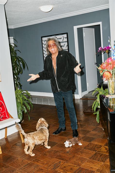 At the uncut gems diamond district popup in january, he says, fans were nervous to approach him. An Afternoon With Wayne Diamond, the Uncut Gems Gem and a ...