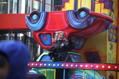 (photo by erik thomas/ny post). The 92nd Annual Macy's Thanksgiving Day Parade Photos ...